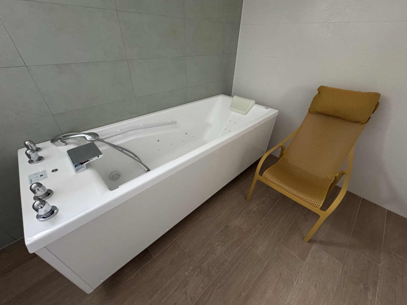 Luxury masszázskád - Private Spa